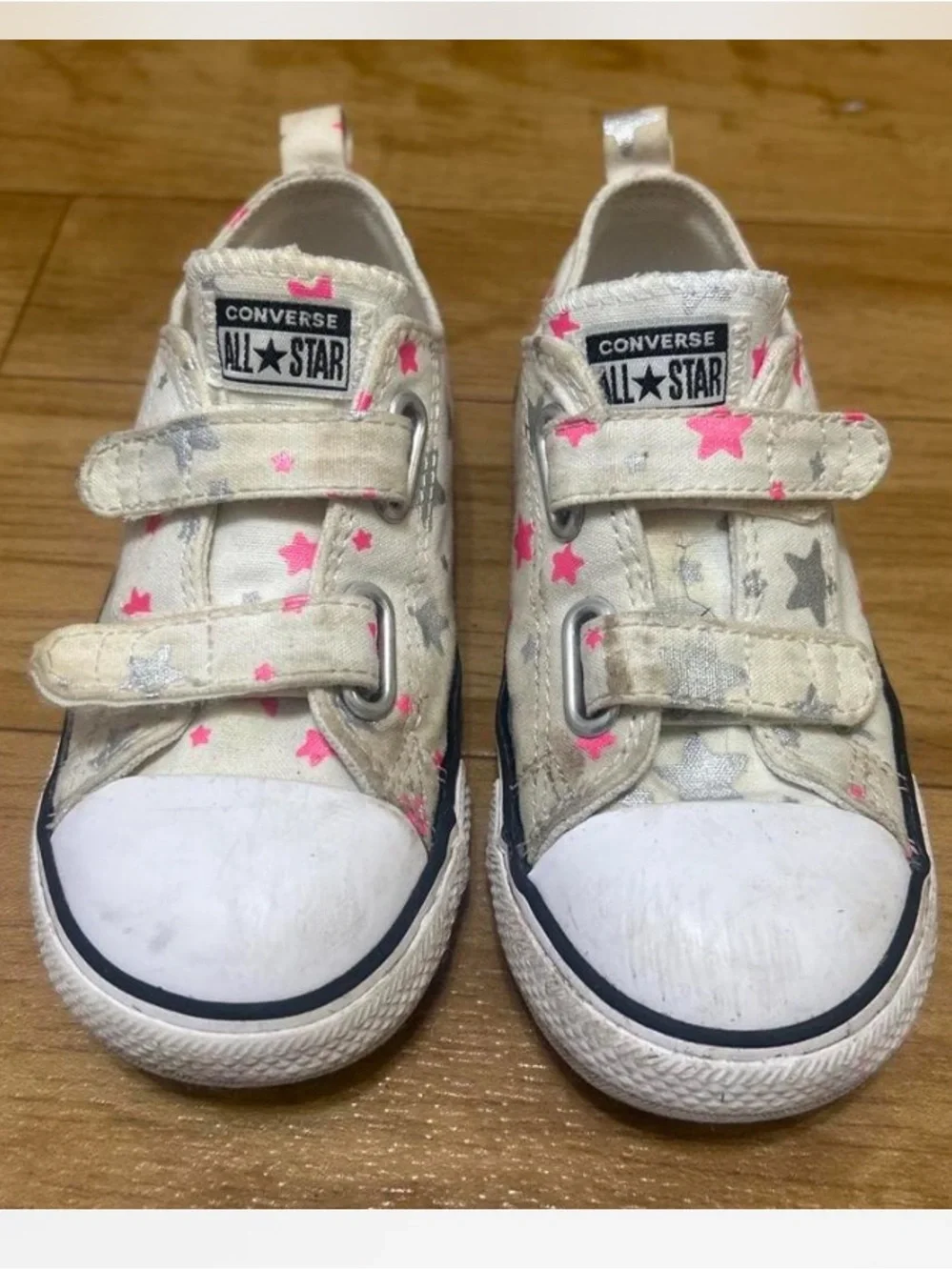 Converse Kids Cream Canvas Velcro Sneakers with Pink & Silver Stars size 10